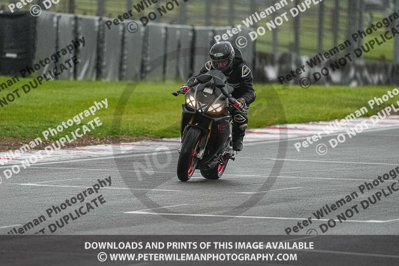 donington no limits trackday;donington park photographs;donington trackday photographs;estoril;event digital images;motorbikes;no limits;no limits trackdays;peter wileman photography;portugal;trackday;trackday digital images;trackday photos